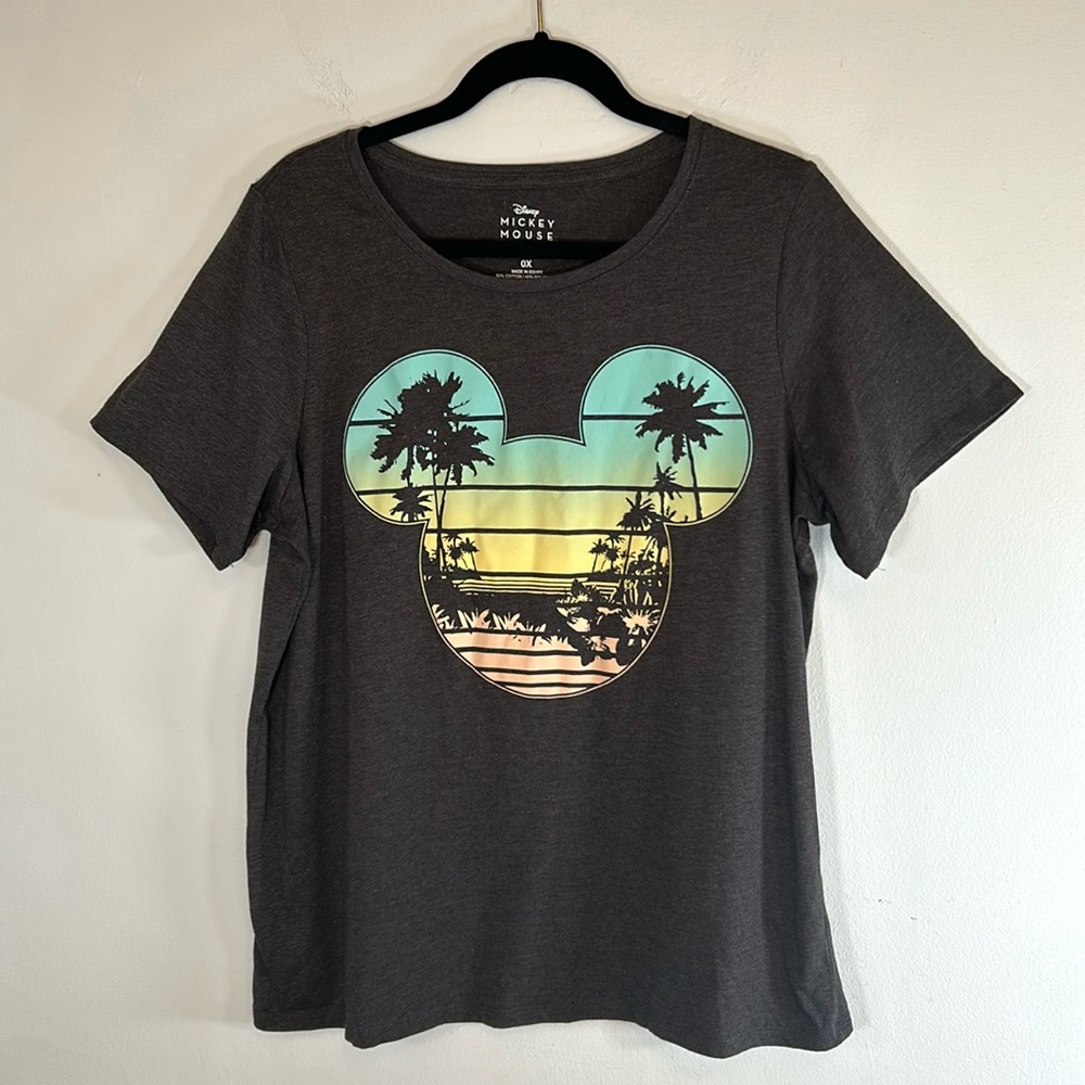 Disney Mickey Mouse Sunset Head Tropical Graphics Women’s Size OX Grey T-Shirt
